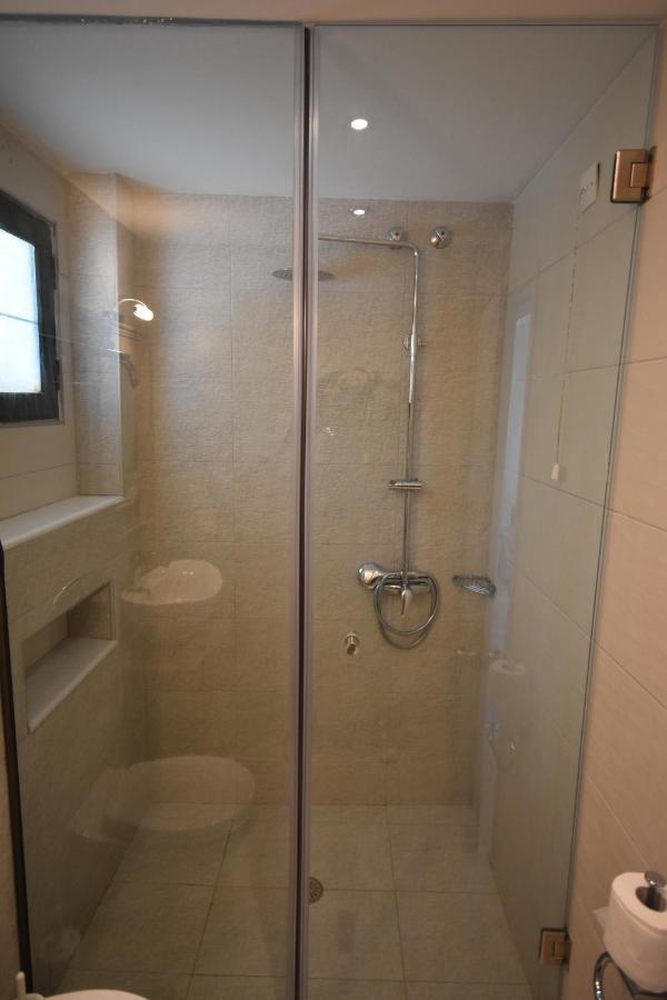Callisto Beach Hotel Liapades Esterno foto